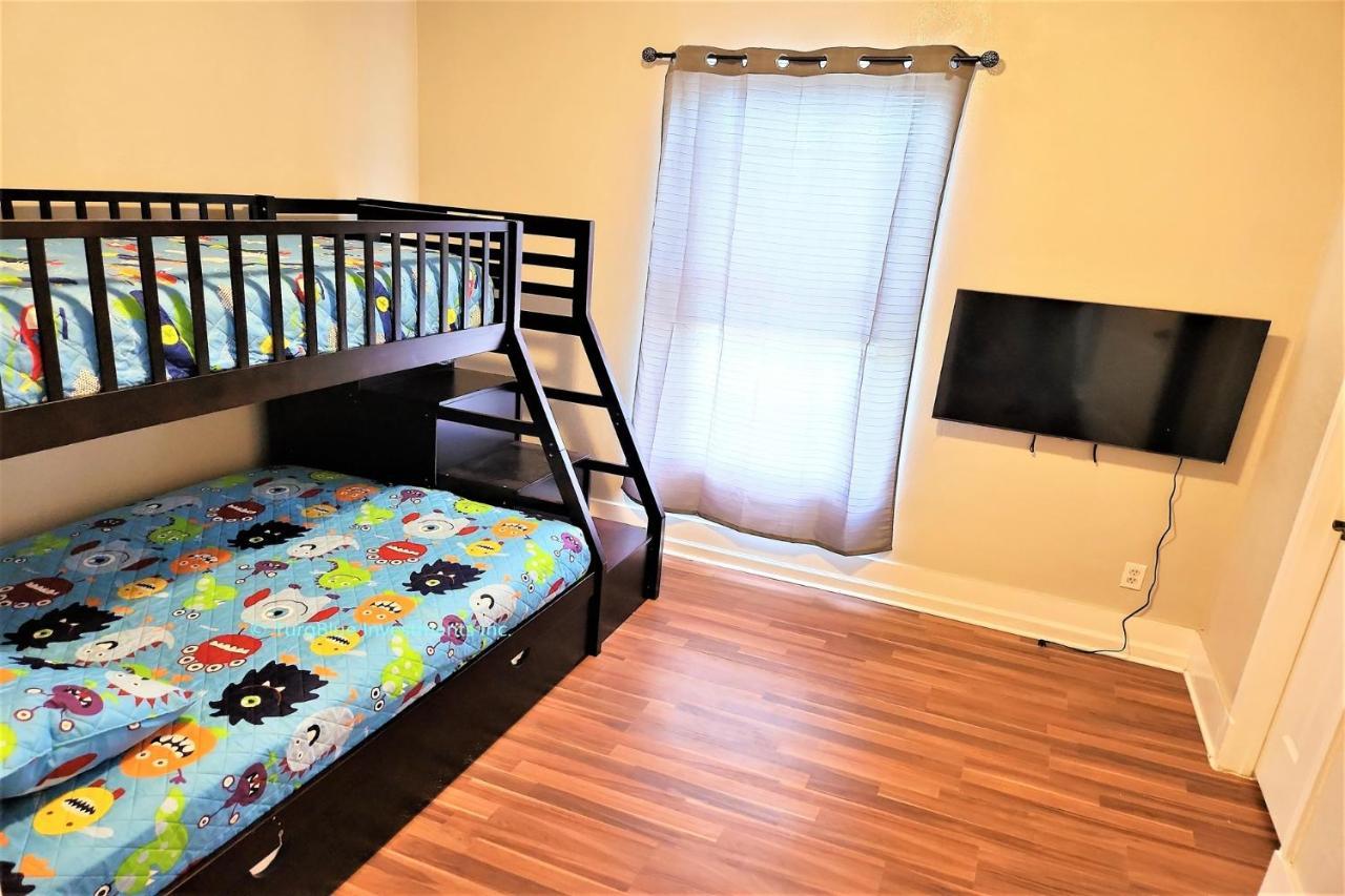 Casaazul-2605A-Couples Retreat By Beach & Pleasure Pier 1 Block Away- 2Bed 2Bath- 7 Minutes To Cruise Terminal กาลเวสตัน ภายนอก รูปภาพ