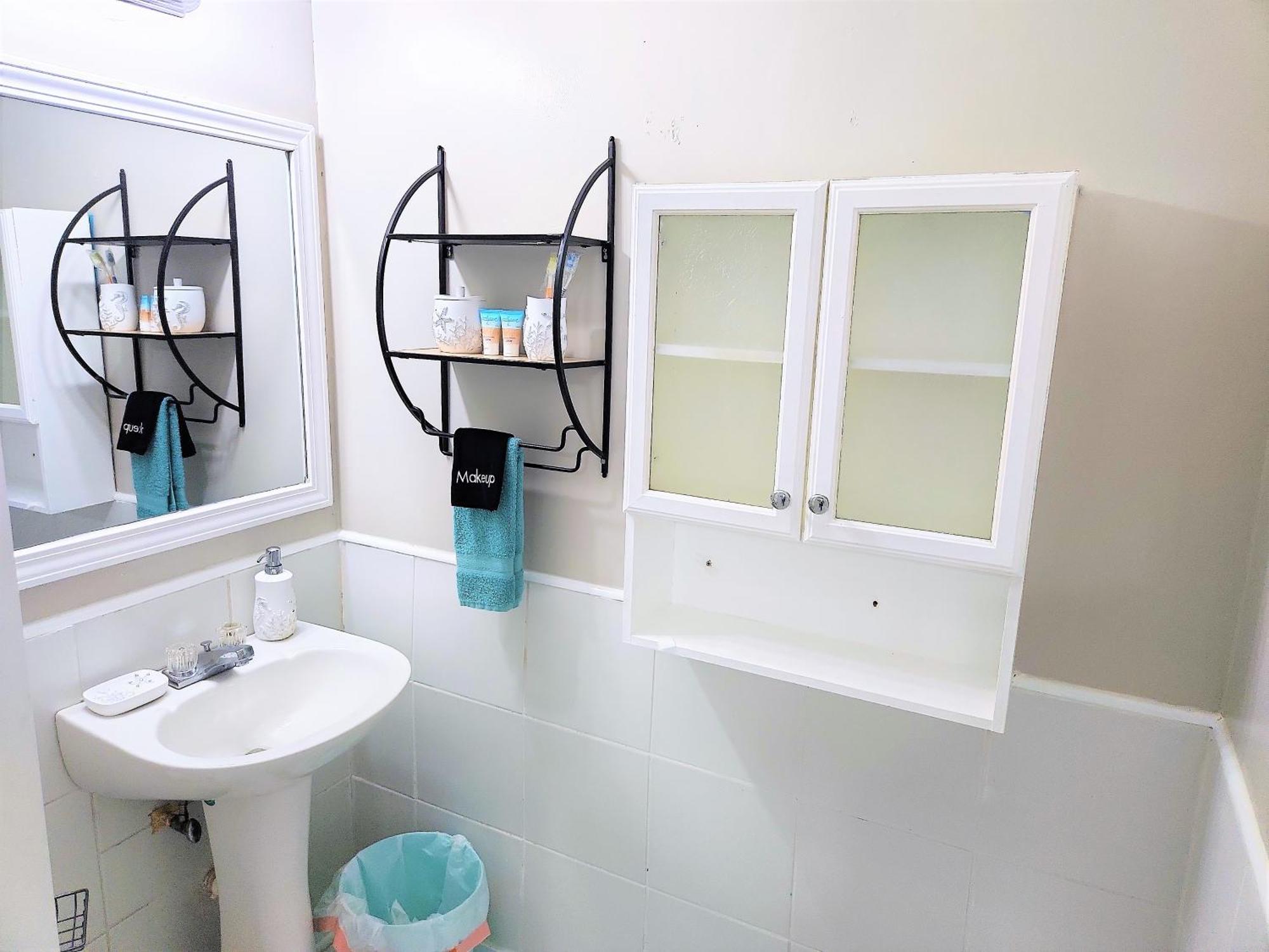 Casaazul-2605A-Couples Retreat By Beach & Pleasure Pier 1 Block Away- 2Bed 2Bath- 7 Minutes To Cruise Terminal กาลเวสตัน ภายนอก รูปภาพ